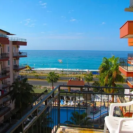 Astor Beach فندق ألانيا